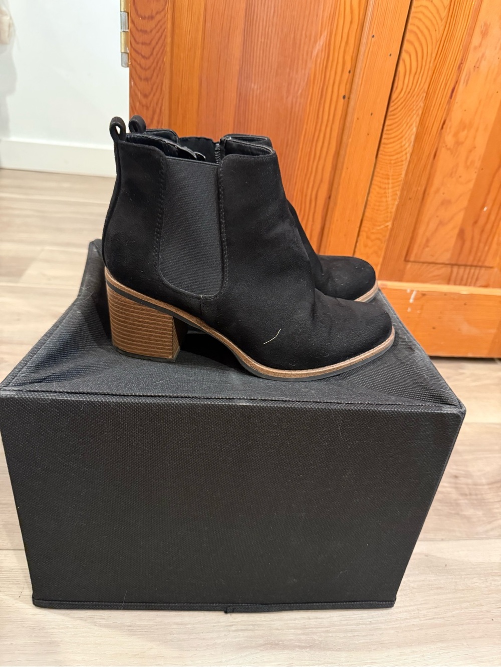 White Mountain Black Suede-Look Chelsea Ankle Boots with Stacked Heel